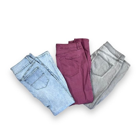 refuge Denim - Lot Of 3 Refuge Jeans Women’s Size 10 Distressed Skinny Leg Stretch Button & Zip